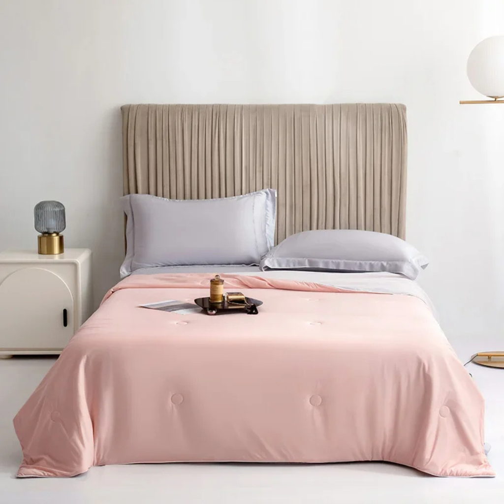SleepCool – Cooling Blanket for a Great Night’s Sleep in Summer